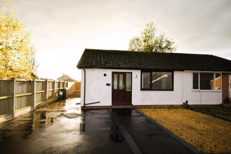 2 bed bungalow to rent Railton Gardens, Carlisle 