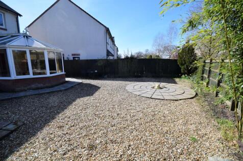 Rear Garden Alt View