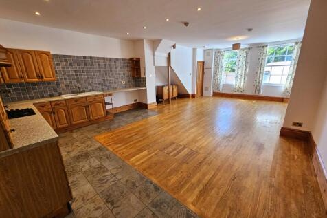 Living Room Alt View