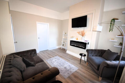 Living Room Alt View