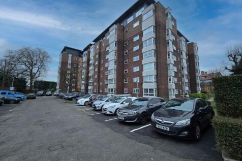 A ground floor well presented three bedroom apart