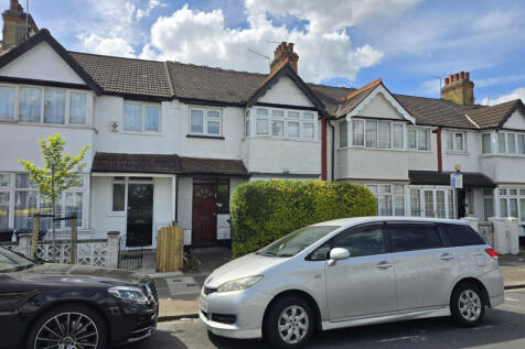 A Three bedroom ground floor extended mid terrace