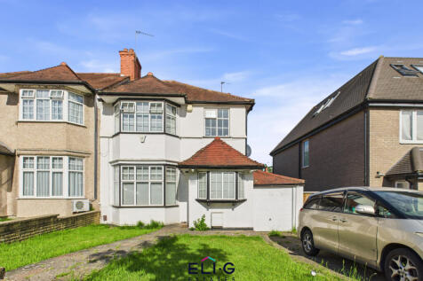 Three bedroom semi detached with a garage to the 