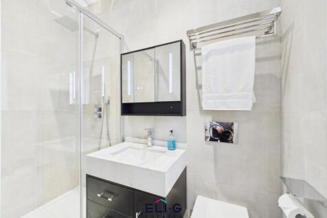 Ground floor guest suite