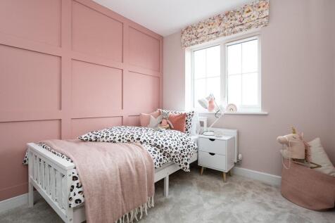 Third bedroom or ideal home office