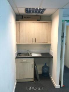 Unit 7 FF Kitchnette.JPG