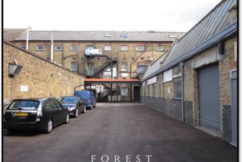 Paramount Estate Watford.jpg