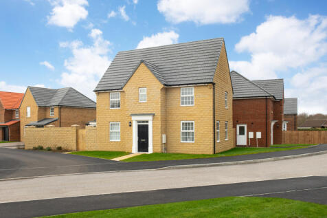Outside view 4 bedroom detached Hollinwood home