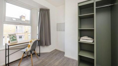 connaught-road-l7-8rp-966464