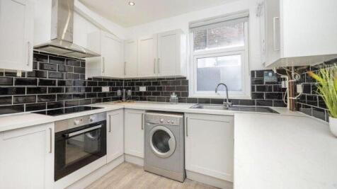 connaught-road-l7-8rp-966471