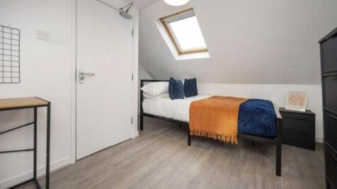 connaught-road-l7-8rp-966474