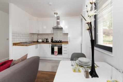 touthill-close-pe1-1gz-967196