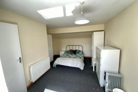 upper-high-street-kt17-4rq-934420