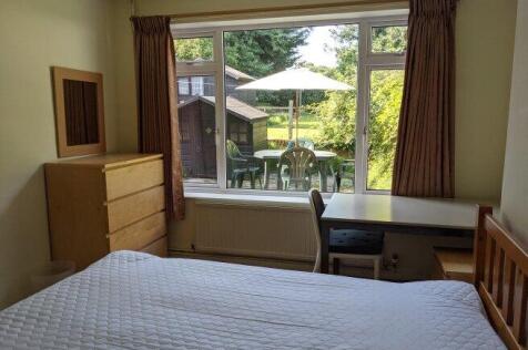 long-meadow-way-ct2-7bt-926617