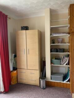 stoke-hills-gu9-7te-947877