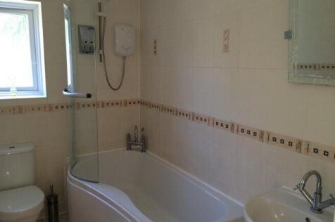 hawkwood-crescent-wr2-6bn-916350