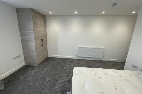 cedar-road-nw2-6ss-970987