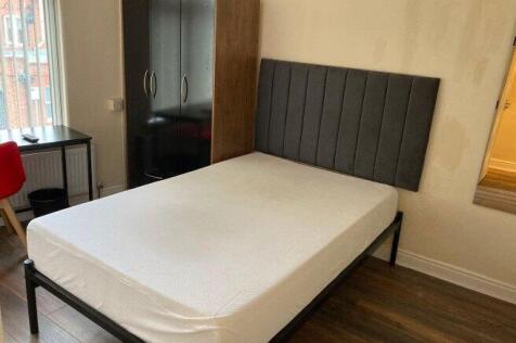 george-street-le11-5dq-961850