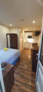 chatsworth-road-nw2-4bl-981373