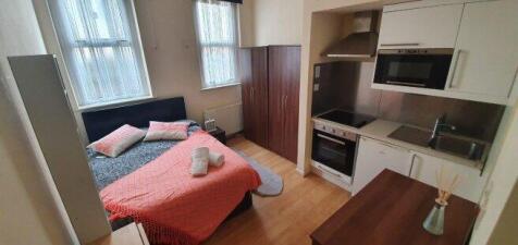 brondesbury-park-nw6-7ay-981207
