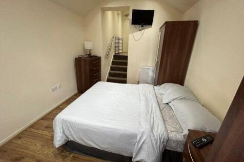 brondesbury-park-nw6-7ay-981228