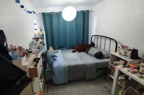 weydon-hill-close-gu9-8pa-933076