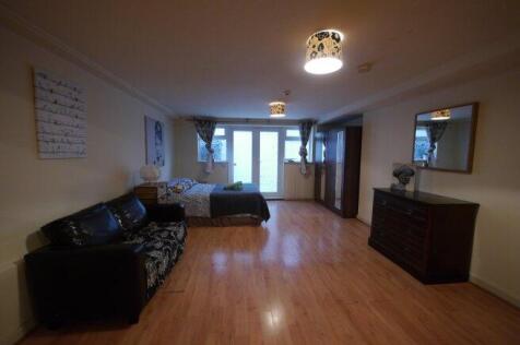 chatsworth-road-nw2-4bl-981500