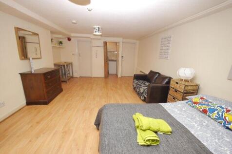 chatsworth-road-nw2-4bl-981509