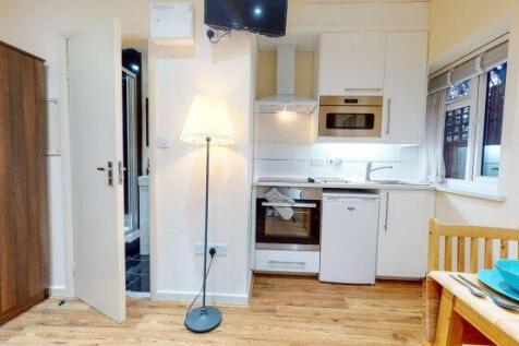 chatsworth-road-nw2-4bh-981554