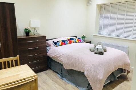 chatsworth-road-nw2-4bh-981702