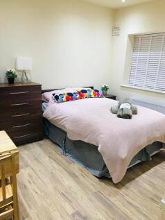 chatsworth-road-nw2-4bh-981704