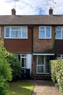 weydon-hill-close-gu9-8pa-931677