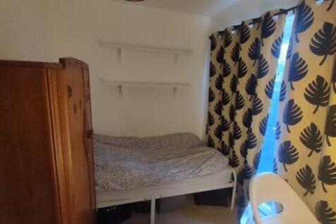 weydon-hill-close-gu9-8pa-982827
