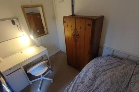 weydon-hill-close-gu9-8pa-982828