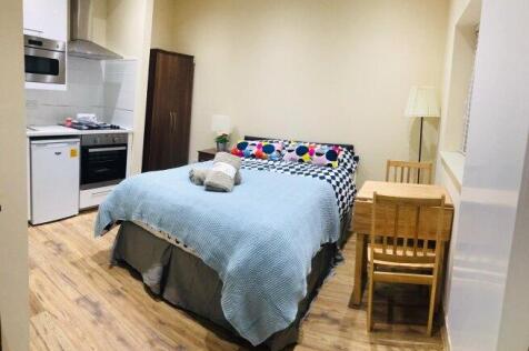 chatsworth-road-nw2-4bh-983071