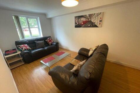aspen-grove-gu12-4eu-948474