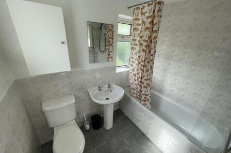 crown-gardens-ct2-8lq-967108