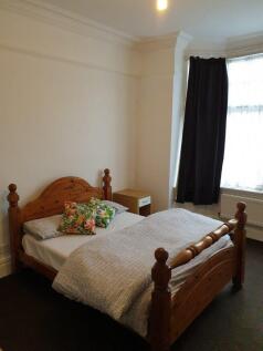 park-road-west-wv1-4pl-916276