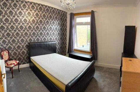 hoe-street-e17-9bg-992121