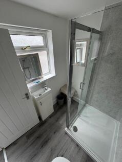 watford-street-st4-2ew-992274