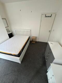 watford-street-st4-2ew-992278