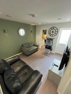 watford-street-st4-2ew-992611