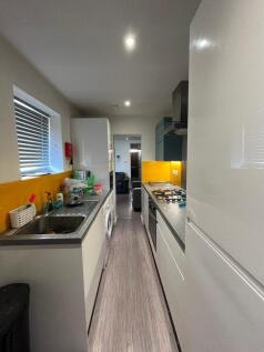 watford-street-st4-2ew-992607