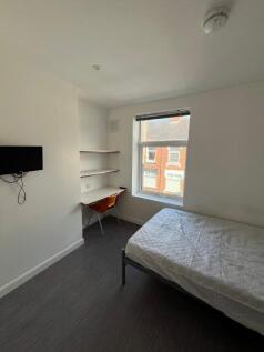 watford-street-st4-2ew-992618