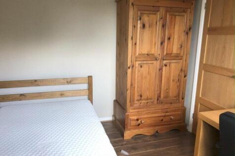 hunton-gardens-ct2-7tt-949960