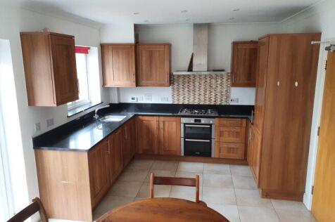 warren-close-gu9-9fd-917806