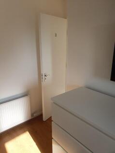 brough-close-b7-5hx-953105