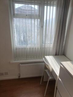 brough-close-b7-5hx-953124