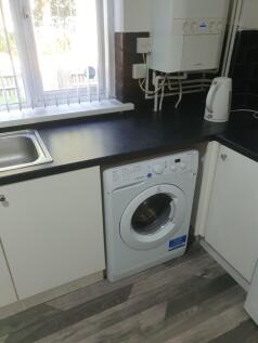 brough-close-b7-5hx-953121