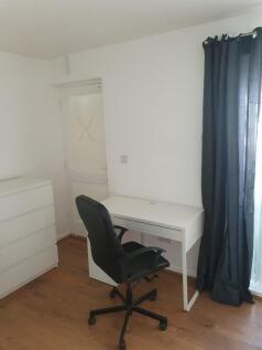 brough-close-b7-5hx-953159